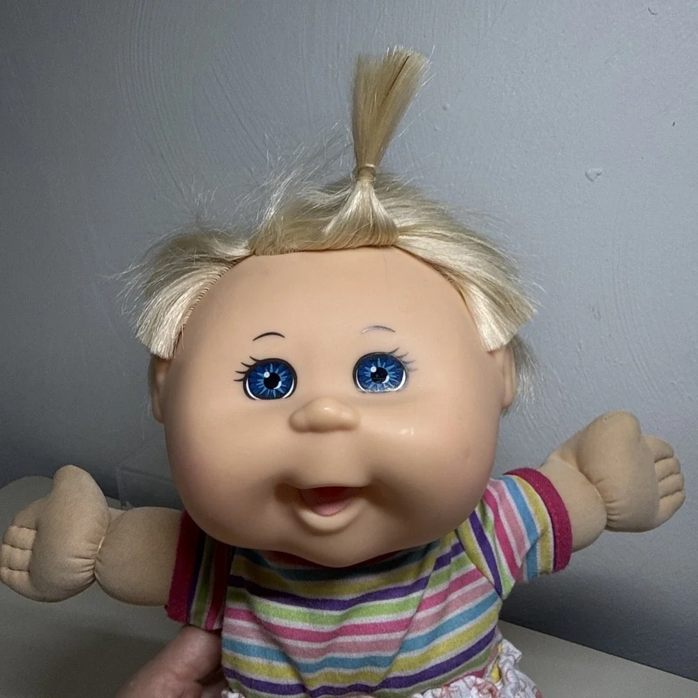 Cabbage Patch Kids Doll JAKKS 2012 Blonde Hair Brown eyes Original Sweater 1978